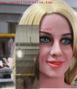 female blow up doll