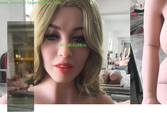 female blow up doll